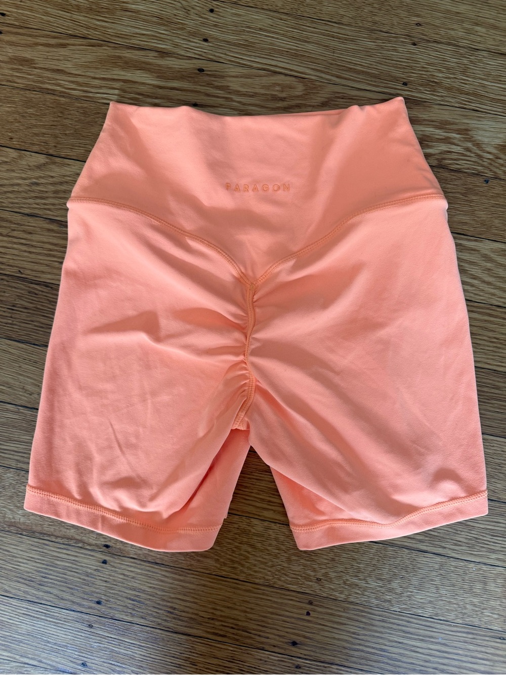 ✨ Like New Paragon Fitness Original High-Rise Sculptseam Short 5” in Apricot ✨ - Picture 6 of 6